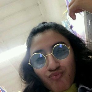 Meet your Posher, Terry